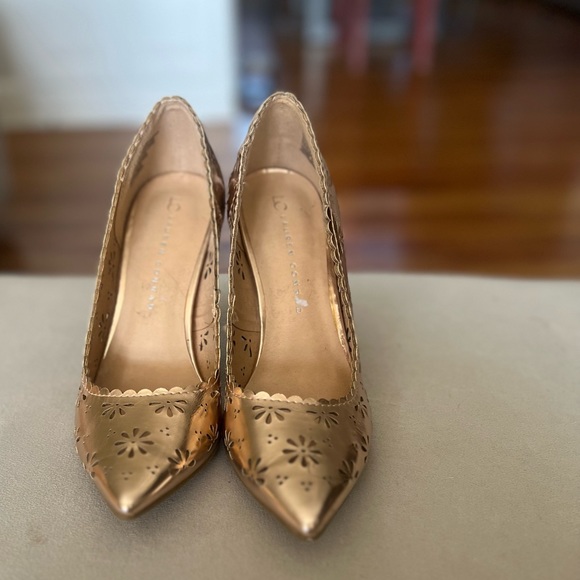 Rose gold metallic pumps - Picture 3 of 4